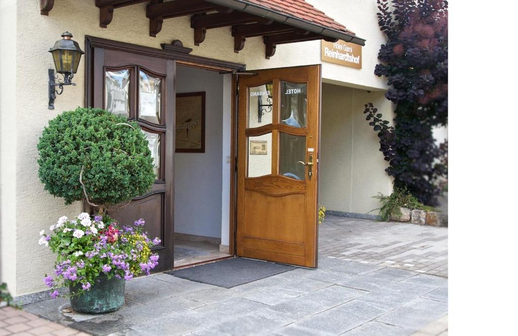 Hotel Reinhardtshof Garni Wolfschlugen Exteriér fotografie